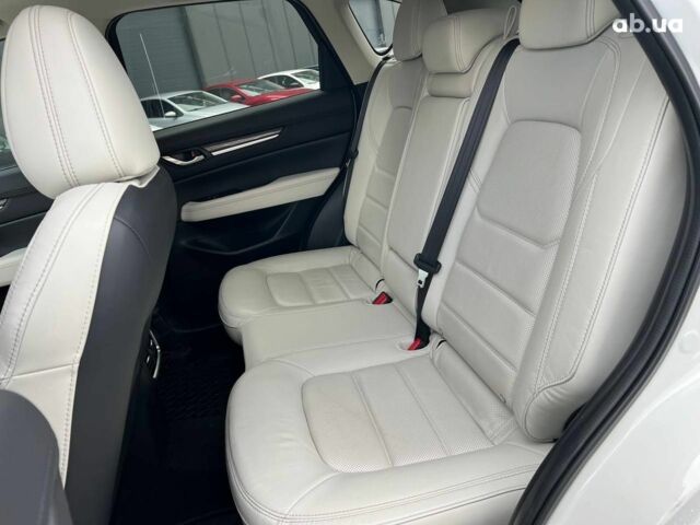 Мазда СХ-5 2021 у Львові на Automoto.ua Білий Мазда СХ-5, об'ємом двигуна 2.5 л та пробігом 35 тис. км за 25990 $, фото 36 на Automoto.ua