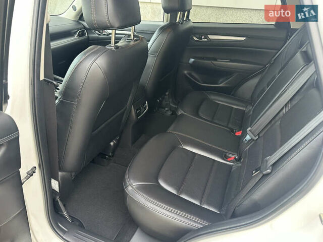 Белый Мазда СХ-5, объемом двигателя 2.49 л и пробегом 80 тыс. км за 22900 $, фото 10 на Automoto.ua