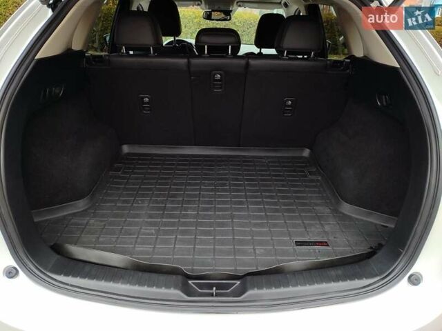 Белый Мазда СХ-5, объемом двигателя 2.49 л и пробегом 90 тыс. км за 19900 $, фото 16 на Automoto.ua