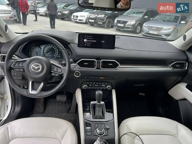 Мазда СХ-5 2021 у Львові на Automoto.ua Білий Мазда СХ-5, об'ємом двигуна 2.5 л та пробігом 35 тис. км за 25990 $, фото 40 на Automoto.ua