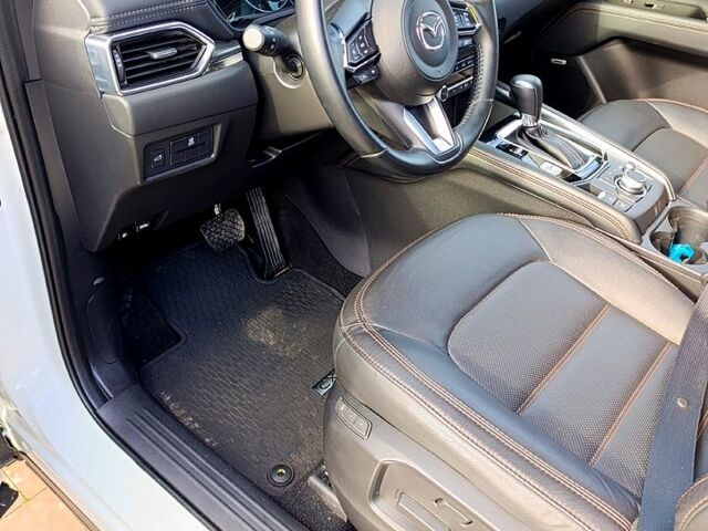 Белый Мазда СХ-5, объемом двигателя 2.5 л и пробегом 28 тыс. км за 25000 $, фото 2 на Automoto.ua