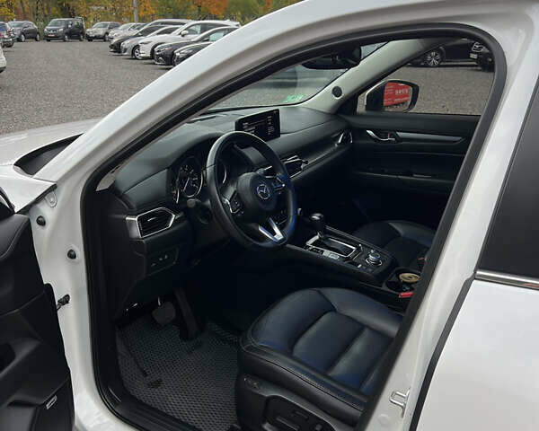 Белый Мазда СХ-5, объемом двигателя 2.49 л и пробегом 41 тыс. км за 20700 $, фото 10 на Automoto.ua