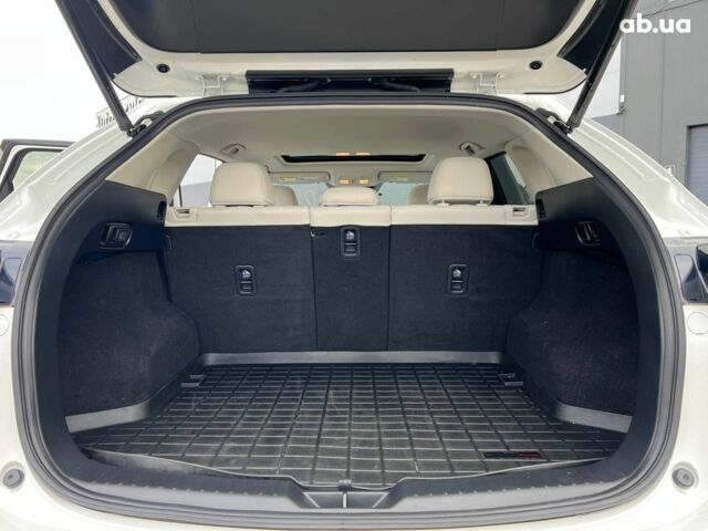 Мазда СХ-5 2021 у Львові на Automoto.ua Білий Мазда СХ-5, об'ємом двигуна 2.5 л та пробігом 35 тис. км за 25990 $, фото 42 на Automoto.ua