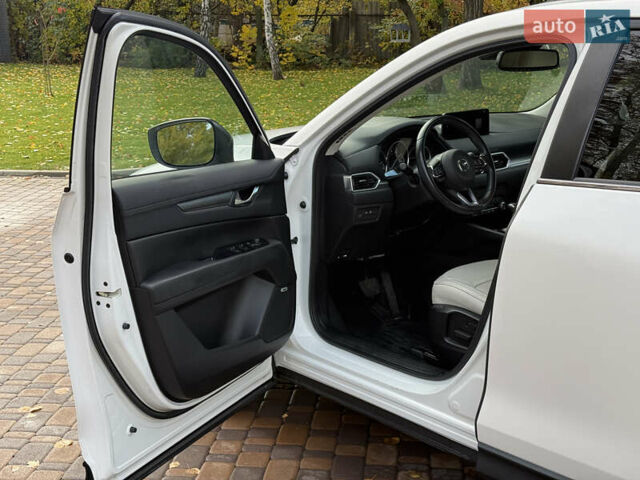 Мазда СХ-5 2021 у Києві на Automoto.ua Білий Мазда СХ-5, об'ємом двигуна 2.49 л та пробігом 111 тис. км за 21500 $, фото 13 на Automoto.ua