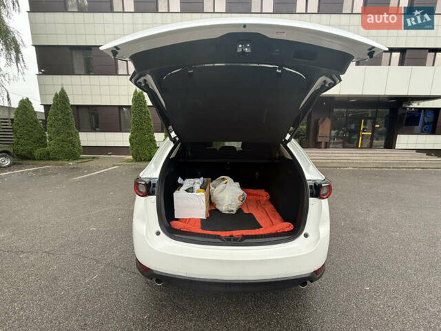 Белый Мазда СХ-5, объемом двигателя 2.49 л и пробегом 55 тыс. км за 22000 $, фото 8 на Automoto.ua