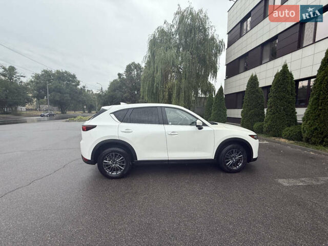 Белый Мазда СХ-5, объемом двигателя 2.49 л и пробегом 55 тыс. км за 22000 $, фото 6 на Automoto.ua