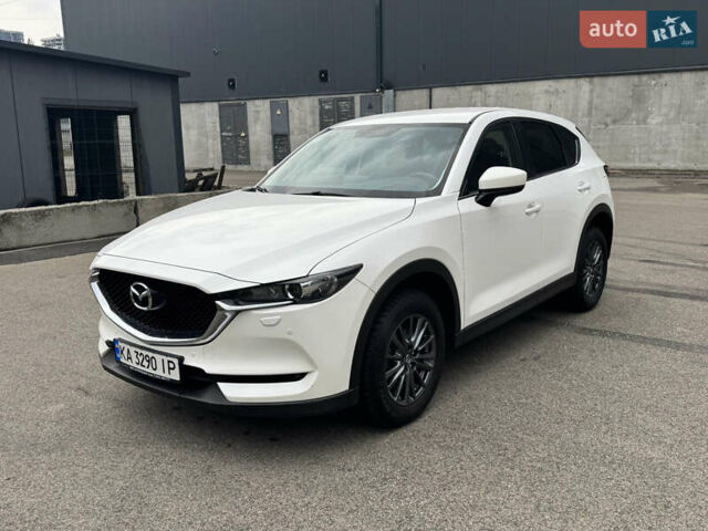 Белый Мазда СХ-5, объемом двигателя 2.5 л и пробегом 57 тыс. км за 27700 $, фото 3 на Automoto.ua
