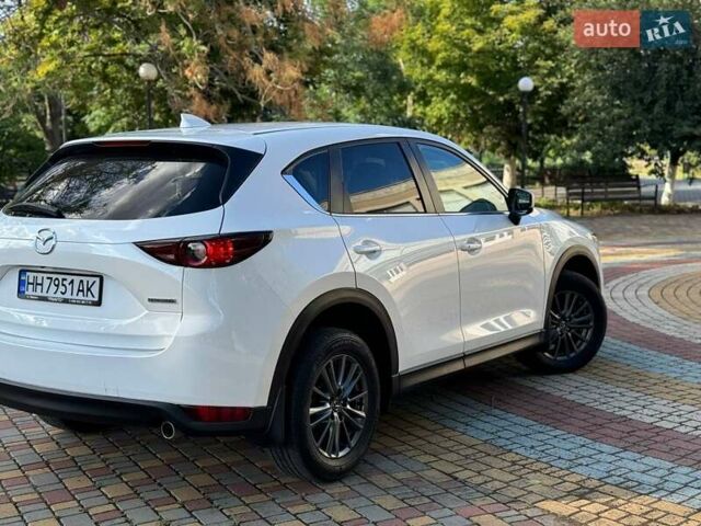 Білий Мазда СХ-5, об'ємом двигуна 2.49 л та пробігом 102 тис. км за 21500 $, фото 11 на Automoto.ua