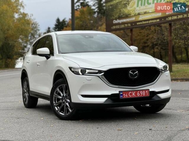 Белый Мазда СХ-5, объемом двигателя 2.2 л и пробегом 175 тыс. км за 22900 $, фото 1 на Automoto.ua
