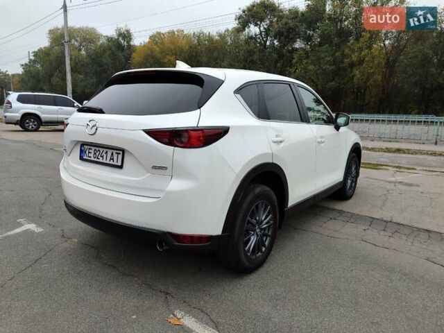 Білий Мазда СХ-5, об'ємом двигуна 2.49 л та пробігом 89 тис. км за 20800 $, фото 4 на Automoto.ua