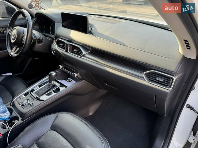 Белый Мазда СХ-5, объемом двигателя 2.49 л и пробегом 116 тыс. км за 22500 $, фото 10 на Automoto.ua