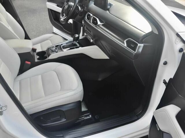 Мазда СХ-5 2021 у Одесі на Automoto.ua Білий Мазда СХ-5, об'ємом двигуна 2.5 л та пробігом 11 тис. км за 13900 $, фото 8 на Automoto.ua