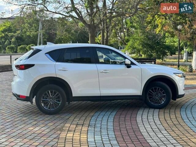 Білий Мазда СХ-5, об'ємом двигуна 2.49 л та пробігом 102 тис. км за 21500 $, фото 13 на Automoto.ua