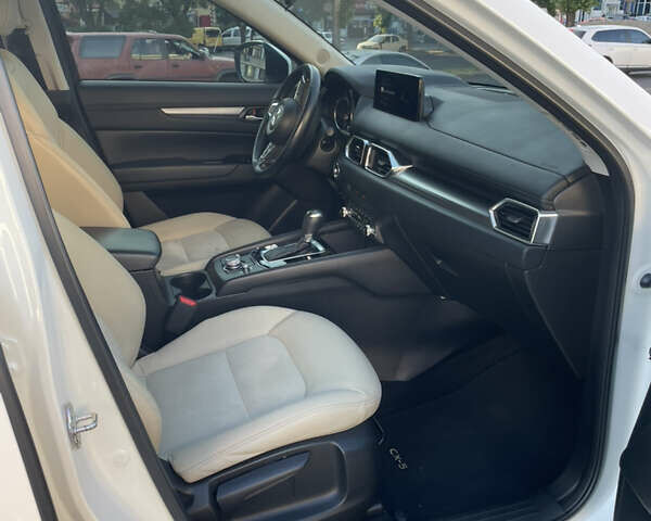 Білий Мазда СХ-5, об'ємом двигуна 2.49 л та пробігом 60 тис. км за 24500 $, фото 7 на Automoto.ua