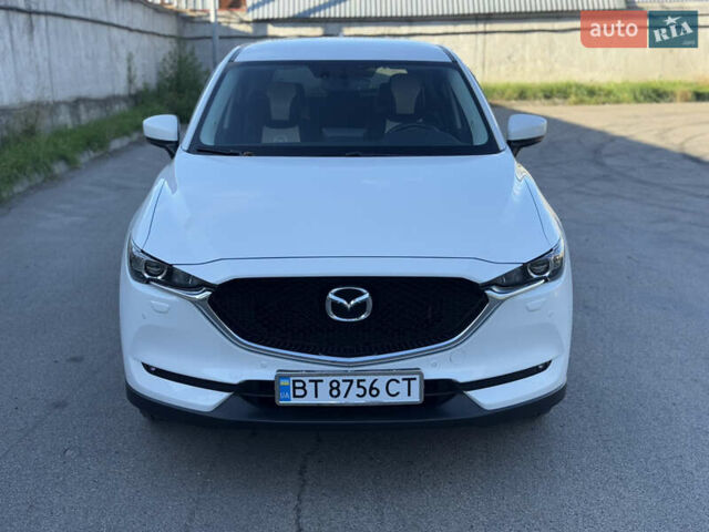 Білий Мазда СХ-5, об'ємом двигуна 2 л та пробігом 33 тис. км за 24500 $, фото 1 на Automoto.ua