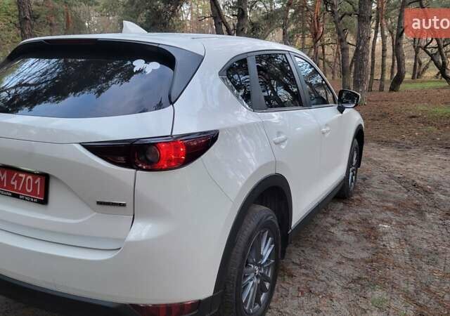Білий Мазда СХ-5, об'ємом двигуна 2.5 л та пробігом 47 тис. км за 18499 $, фото 5 на Automoto.ua