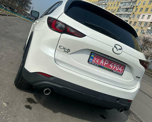 Білий Мазда СХ-5, об'ємом двигуна 2.49 л та пробігом 60 тис. км за 24999 $, фото 3 на Automoto.ua