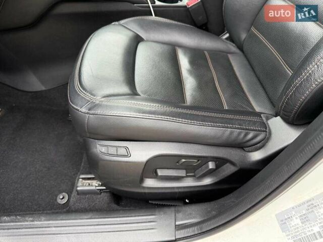 Білий Мазда СХ-5, об'ємом двигуна 2.49 л та пробігом 115 тис. км за 24500 $, фото 10 на Automoto.ua