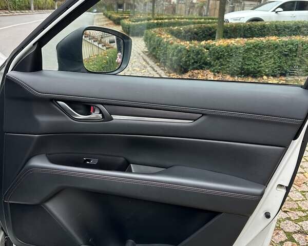 Белый Мазда СХ-5, объемом двигателя 2 л и пробегом 97 тыс. км за 25500 $, фото 15 на Automoto.ua