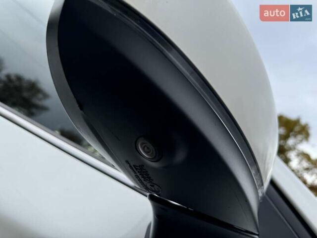 Белый Мазда СХ-5, объемом двигателя 2 л и пробегом 173 тыс. км за 21999 $, фото 4 на Automoto.ua