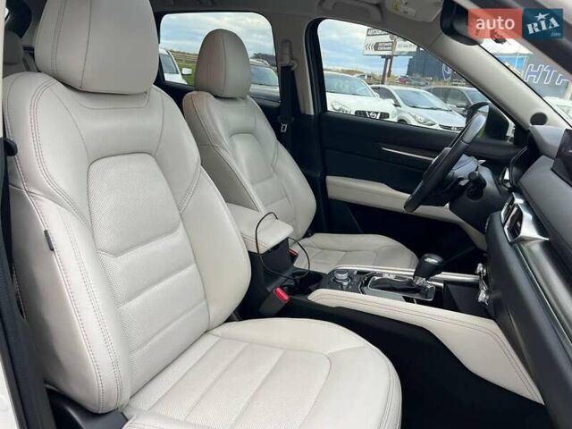 Мазда СХ-5 2021 у Львові на Automoto.ua Білий Мазда СХ-5, об'ємом двигуна 2.5 л та пробігом 35 тис. км за 25990 $, фото 44 на Automoto.ua