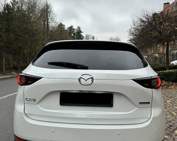 Белый Мазда СХ-5, объемом двигателя 2 л и пробегом 97 тыс. км за 25500 $, фото 5 на Automoto.ua