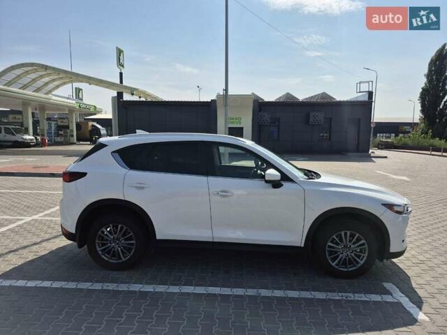 Белый Мазда СХ-5, объемом двигателя 2.49 л и пробегом 32 тыс. км за 22000 $, фото 9 на Automoto.ua