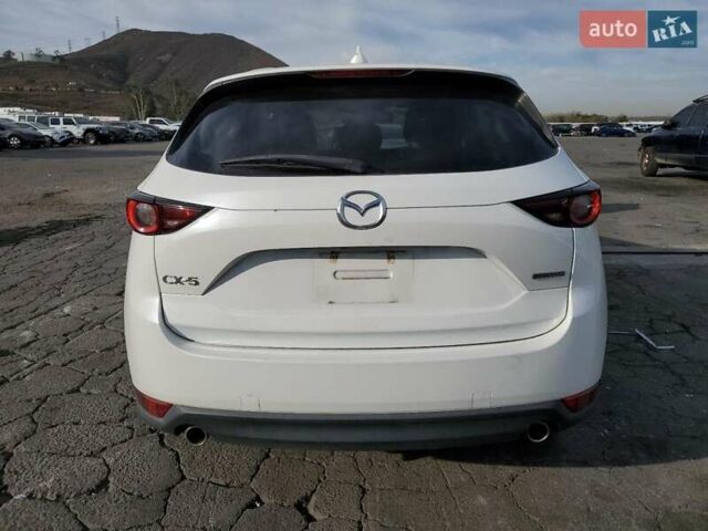 Белый Мазда СХ-5, объемом двигателя 2.49 л и пробегом 45 тыс. км за 5500 $, фото 5 на Automoto.ua