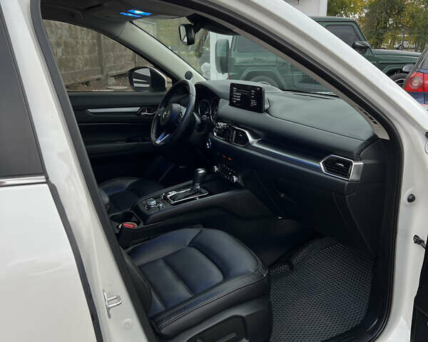 Белый Мазда СХ-5, объемом двигателя 2.49 л и пробегом 41 тыс. км за 20700 $, фото 15 на Automoto.ua