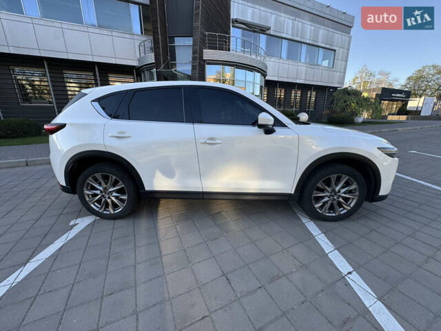 Белый Мазда СХ-5, объемом двигателя 2.49 л и пробегом 111 тыс. км за 22400 $, фото 10 на Automoto.ua