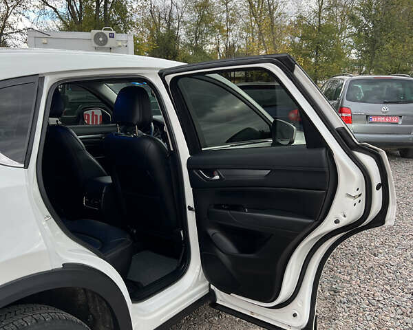 Белый Мазда СХ-5, объемом двигателя 2.49 л и пробегом 41 тыс. км за 20700 $, фото 16 на Automoto.ua