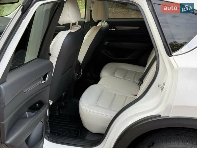 Мазда СХ-5 2021 у Києві на Automoto.ua Білий Мазда СХ-5, об'ємом двигуна 2.49 л та пробігом 111 тис. км за 21500 $, фото 14 на Automoto.ua