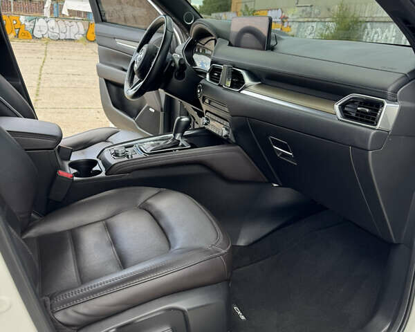 Білий Мазда СХ-5, об'ємом двигуна 2.49 л та пробігом 92 тис. км за 25950 $, фото 37 на Automoto.ua