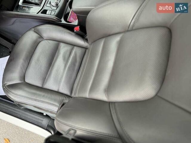 Белый Мазда СХ-5, объемом двигателя 2.2 л и пробегом 175 тыс. км за 22900 $, фото 56 на Automoto.ua