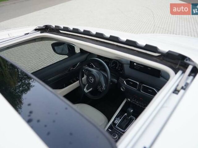 Белый Мазда СХ-5, объемом двигателя 2.49 л и пробегом 35 тыс. км за 25000 $, фото 10 на Automoto.ua