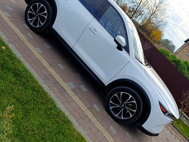 Белый Мазда СХ-5, объемом двигателя 2.5 л и пробегом 28 тыс. км за 25000 $, фото 10 на Automoto.ua