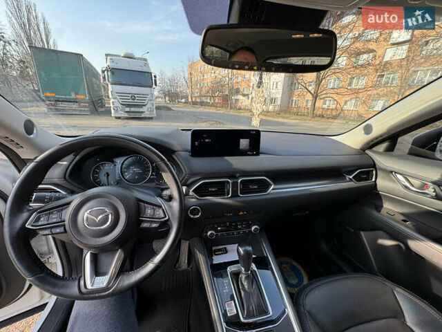 Белый Мазда СХ-5, объемом двигателя 2.49 л и пробегом 111 тыс. км за 21900 $, фото 8 на Automoto.ua