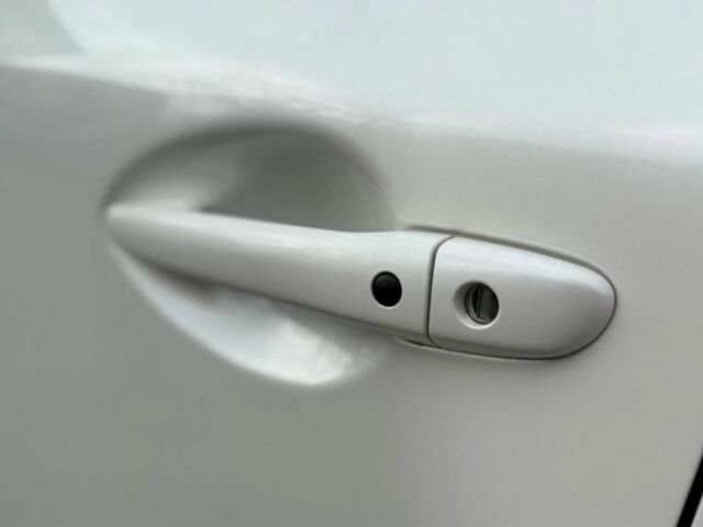 Білий Мазда СХ-5, об'ємом двигуна 2.5 л та пробігом 83 тис. км за 12000 $, фото 7 на Automoto.ua