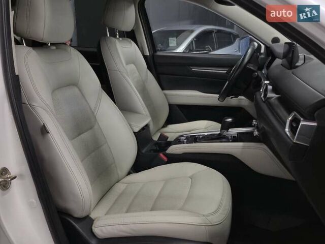 Белый Мазда СХ-5, объемом двигателя 2.49 л и пробегом 53 тыс. км за 25499 $, фото 14 на Automoto.ua