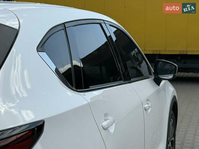 Білий Мазда СХ-5, об'ємом двигуна 2.5 л та пробігом 4 тис. км за 25999 $, фото 32 на Automoto.ua