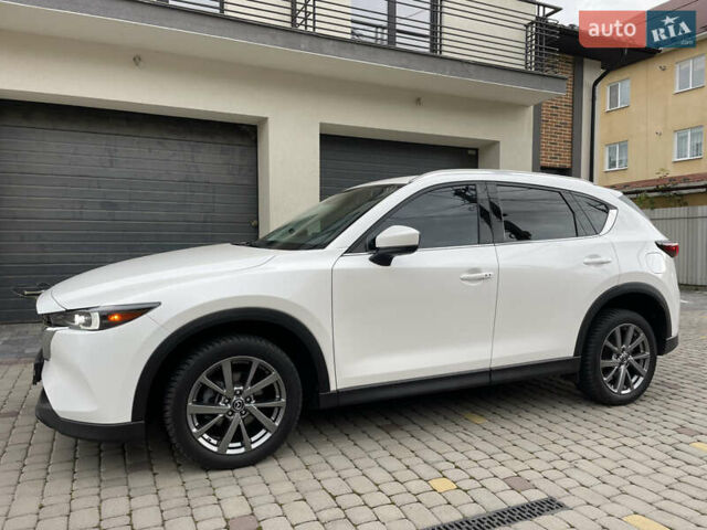 Белый Мазда СХ-5, объемом двигателя 2.5 л и пробегом 93 тыс. км за 23999 $, фото 4 на Automoto.ua