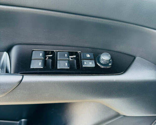 Белый Мазда СХ-5, объемом двигателя 2.5 л и пробегом 33 тыс. км за 26500 $, фото 34 на Automoto.ua