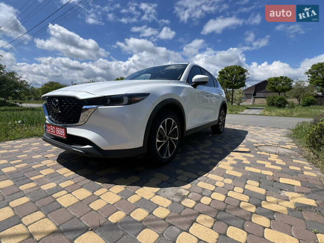 Белый Мазда СХ-5, объемом двигателя 2.5 л и пробегом 24 тыс. км за 25500 $, фото 2 на Automoto.ua