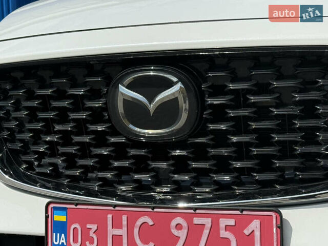 Білий Мазда СХ-5, об'ємом двигуна 2.5 л та пробігом 4 тис. км за 25999 $, фото 21 на Automoto.ua