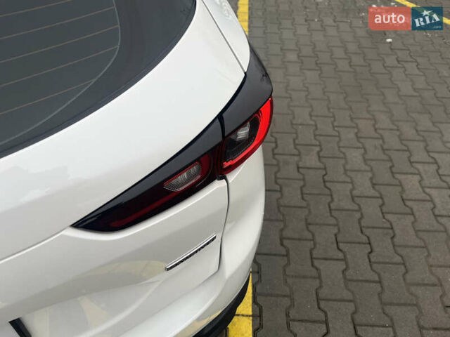 Білий Мазда СХ-5, об'ємом двигуна 2.49 л та пробігом 61 тис. км за 19999 $, фото 9 на Automoto.ua