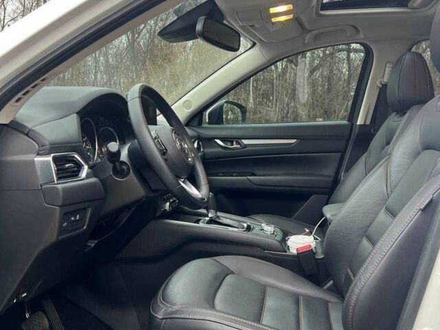 Белый Мазда СХ-5, объемом двигателя 2.5 л и пробегом 34 тыс. км за 22700 $, фото 9 на Automoto.ua