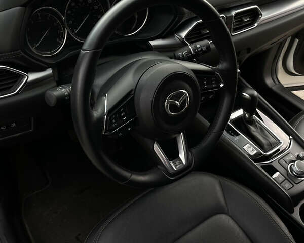 Белый Мазда СХ-5, объемом двигателя 2.49 л и пробегом 18 тыс. км за 24000 $, фото 13 на Automoto.ua