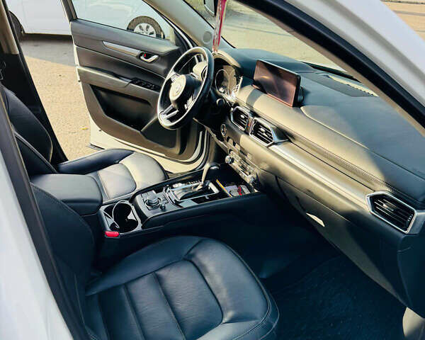 Белый Мазда СХ-5, объемом двигателя 2.5 л и пробегом 33 тыс. км за 26500 $, фото 26 на Automoto.ua