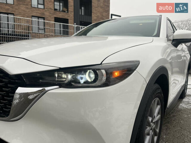 Білий Мазда СХ-5, об'ємом двигуна 2.49 л та пробігом 61 тис. км за 19999 $, фото 1 на Automoto.ua