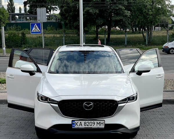 Белый Мазда СХ-5, объемом двигателя 2.49 л и пробегом 18 тыс. км за 24000 $, фото 3 на Automoto.ua